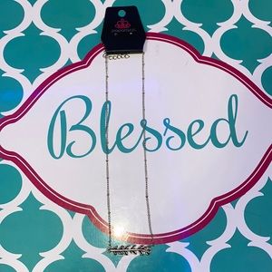 Vine silver necklace NWT